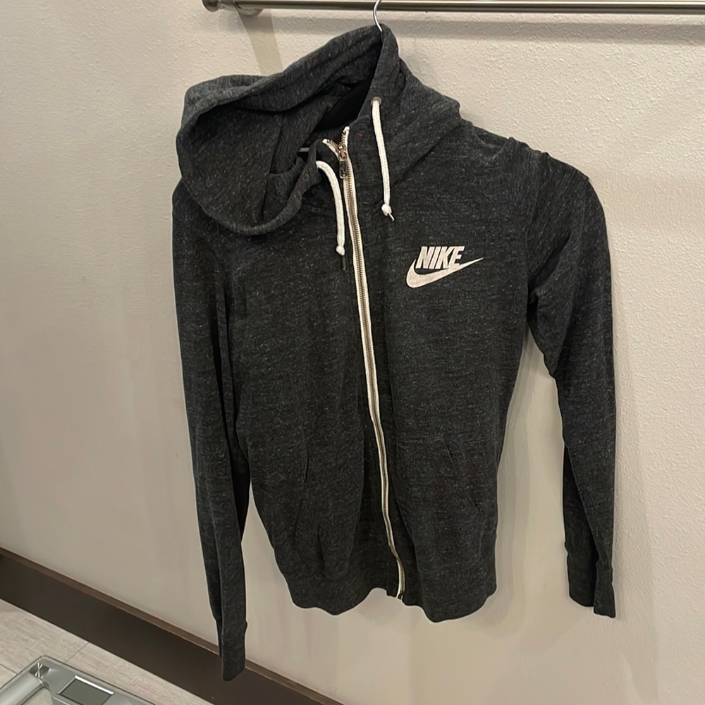 Nike zip up hoodie